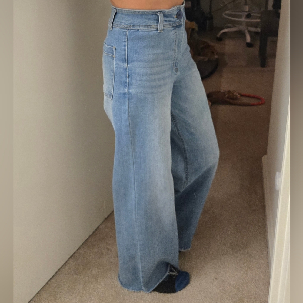 Wide-Leg Blue Jeans